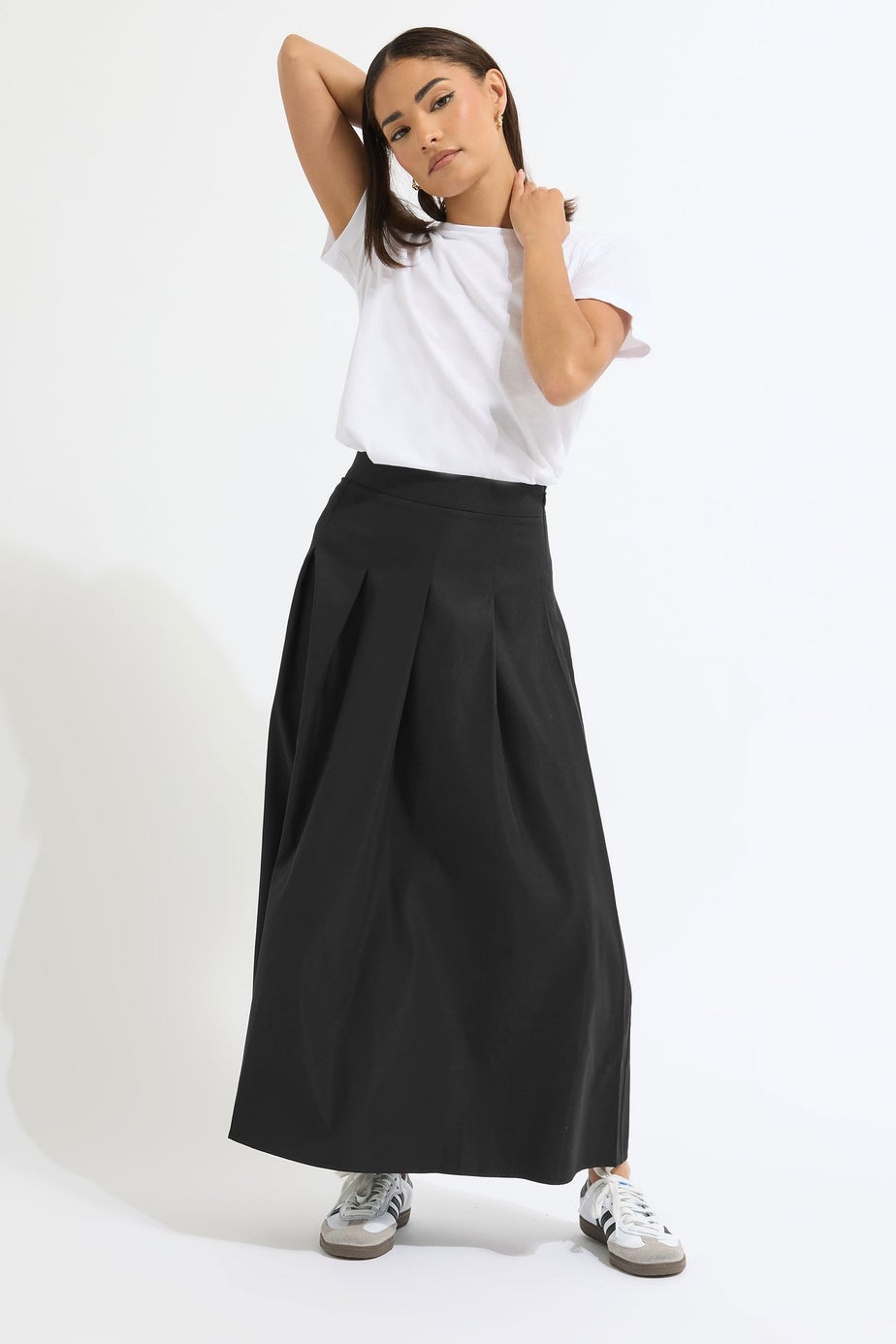 PixieGirl Petite Black Pleated Midaxi Skirt