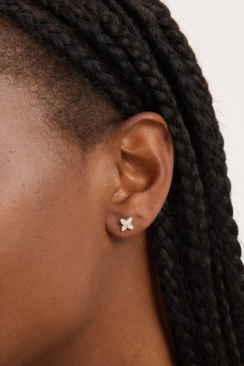 Simply Silver Sterling Silver 925 Cubic Zirconia Kiss Earrings Gift Cracker