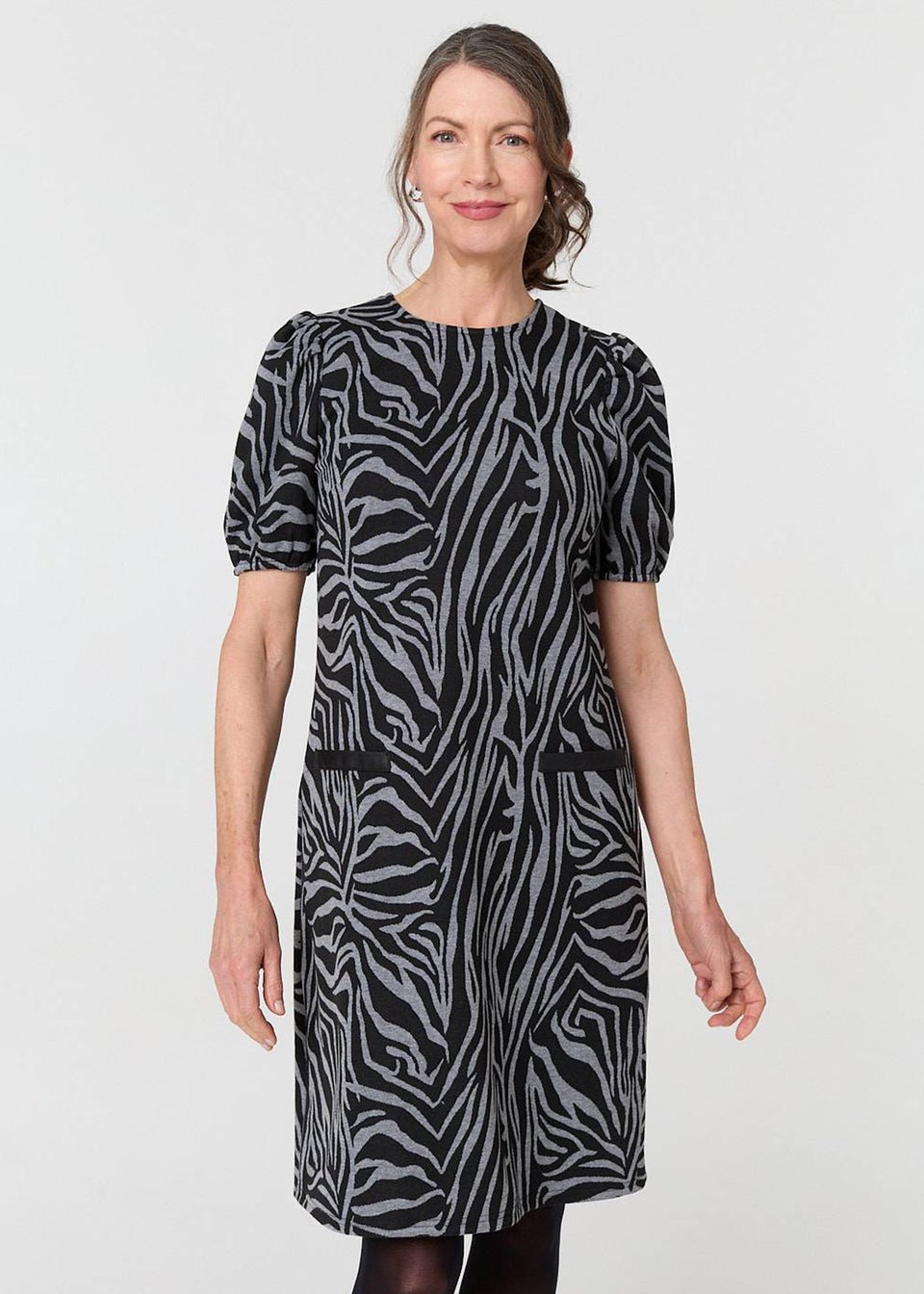 Izabel London Grey Animal Print Knee Length Shift Dress