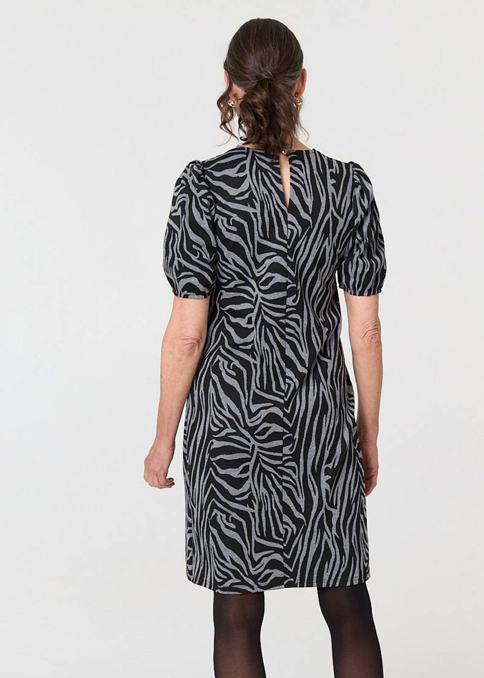 Izabel London Grey Animal Print Knee Length Shift Dress