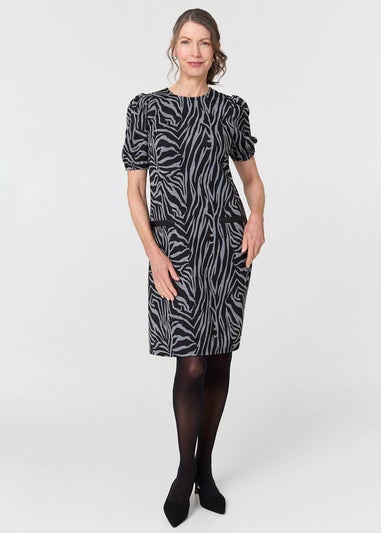 Izabel London Grey Animal Print Knee Length Shift Dress