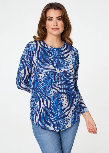 Izabel London Blue Animal Print Long Sleeve Curve Hem Top