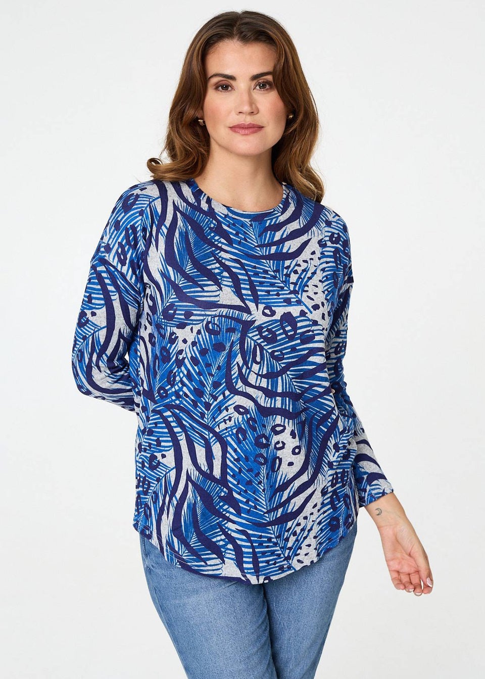Izabel London Blue Animal Print Long Sleeve Curve Hem Top