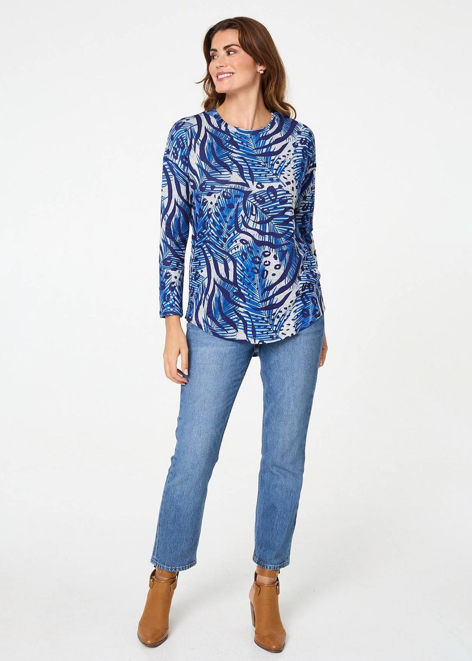 Izabel London Blue Animal Print Long Sleeve Curve Hem Top
