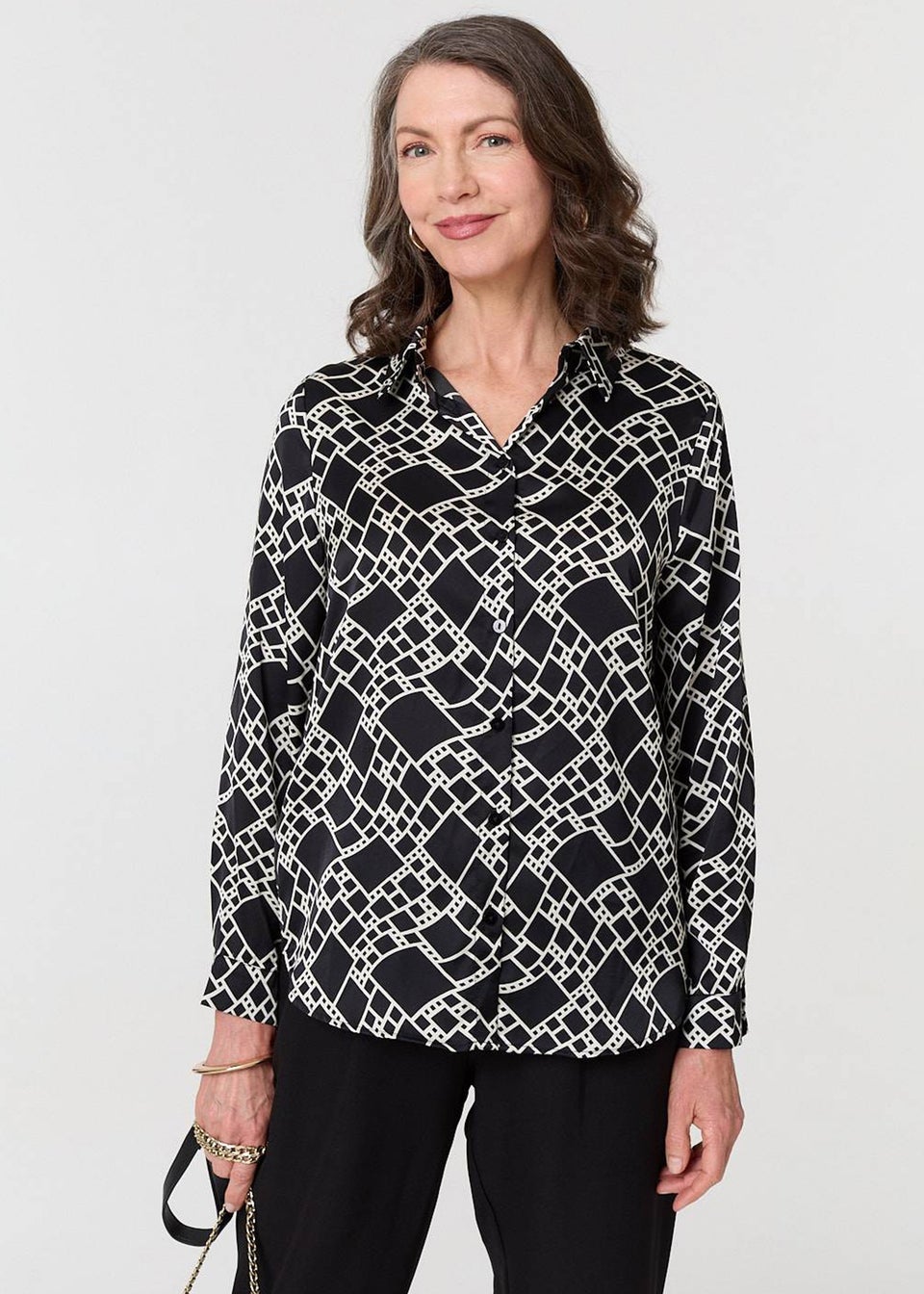 Izabel London Black Geo Print V-Neck Long Sleeve Shirt