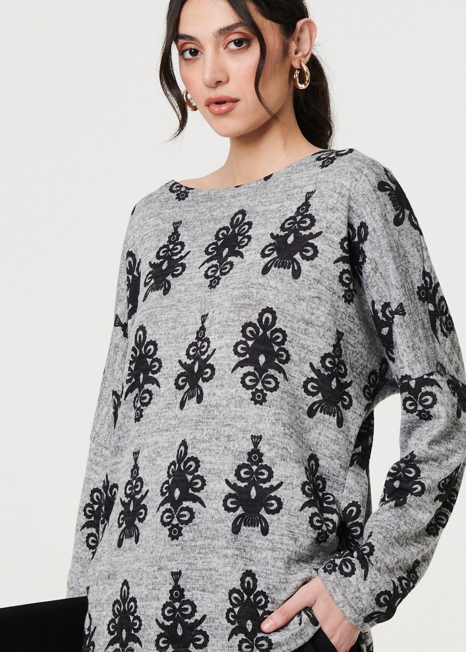 Izabel London Grey Printed Long Batwing Sleeve Relaxed Top