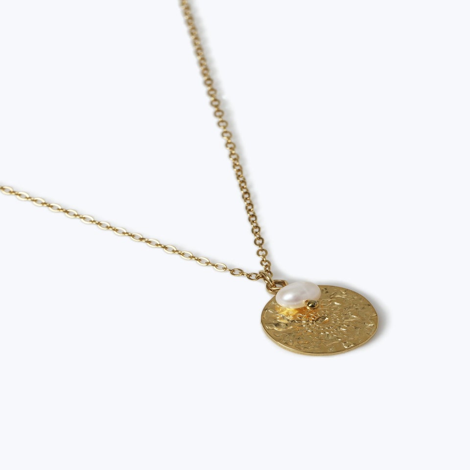 Muse Gold Pearl Necklace