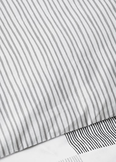 Grey Geometric Linear Duvet Set