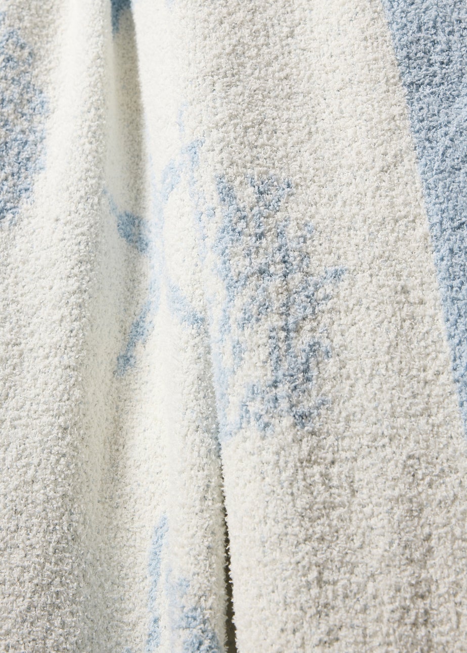 Blue Shell Eyelash Throw