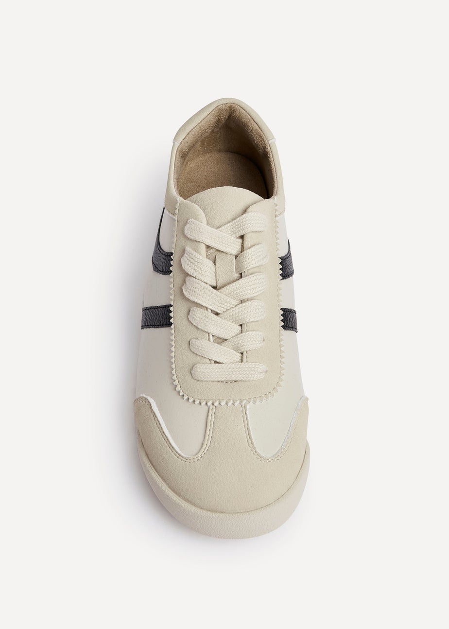 Linzi Strike Beige Retro Style Trainers