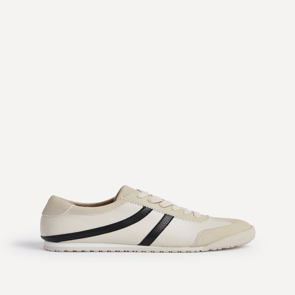 Linzi Strike Beige Retro Style Trainers