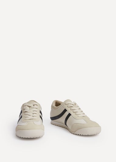 Linzi Strike Beige Retro Style Trainers