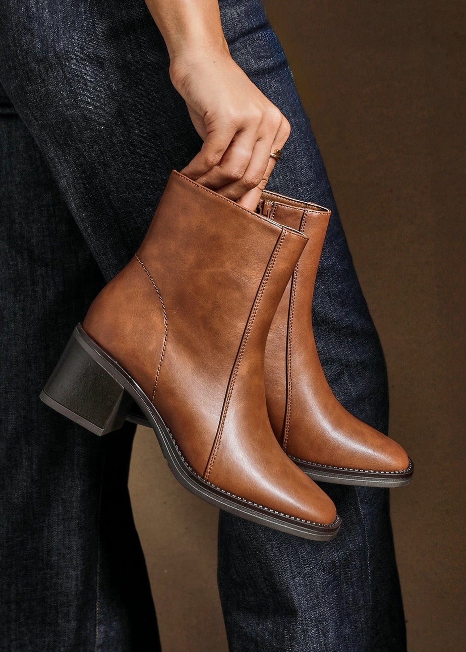 Linzi Wander Brown Faux Leather Heeled Ankle Boot