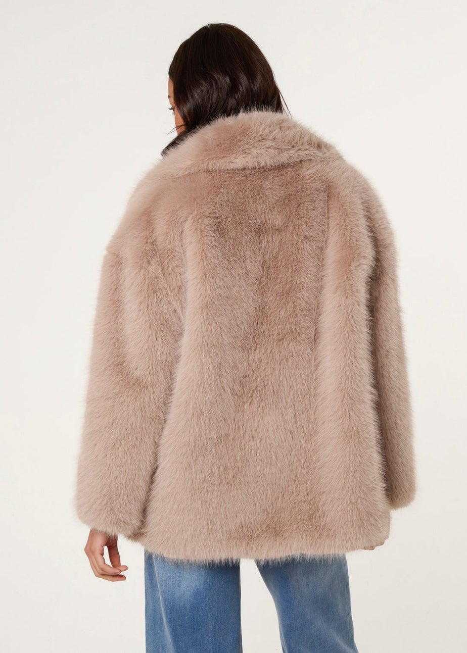 Blue Vanilla Beige Short Faux Fur Coat