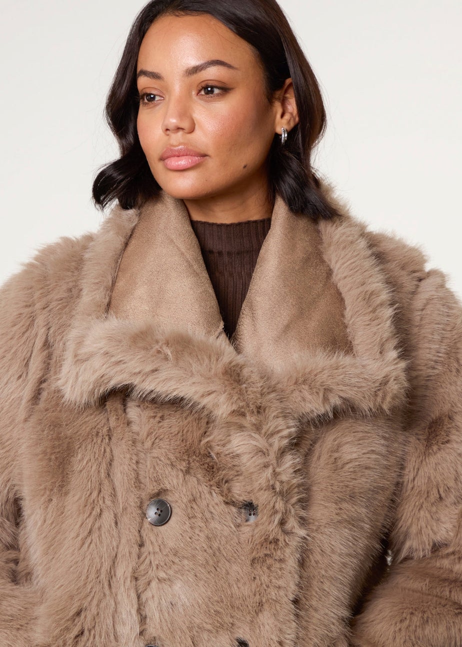 Blue Vanilla Camel Reversible Short Faux Fur Coat