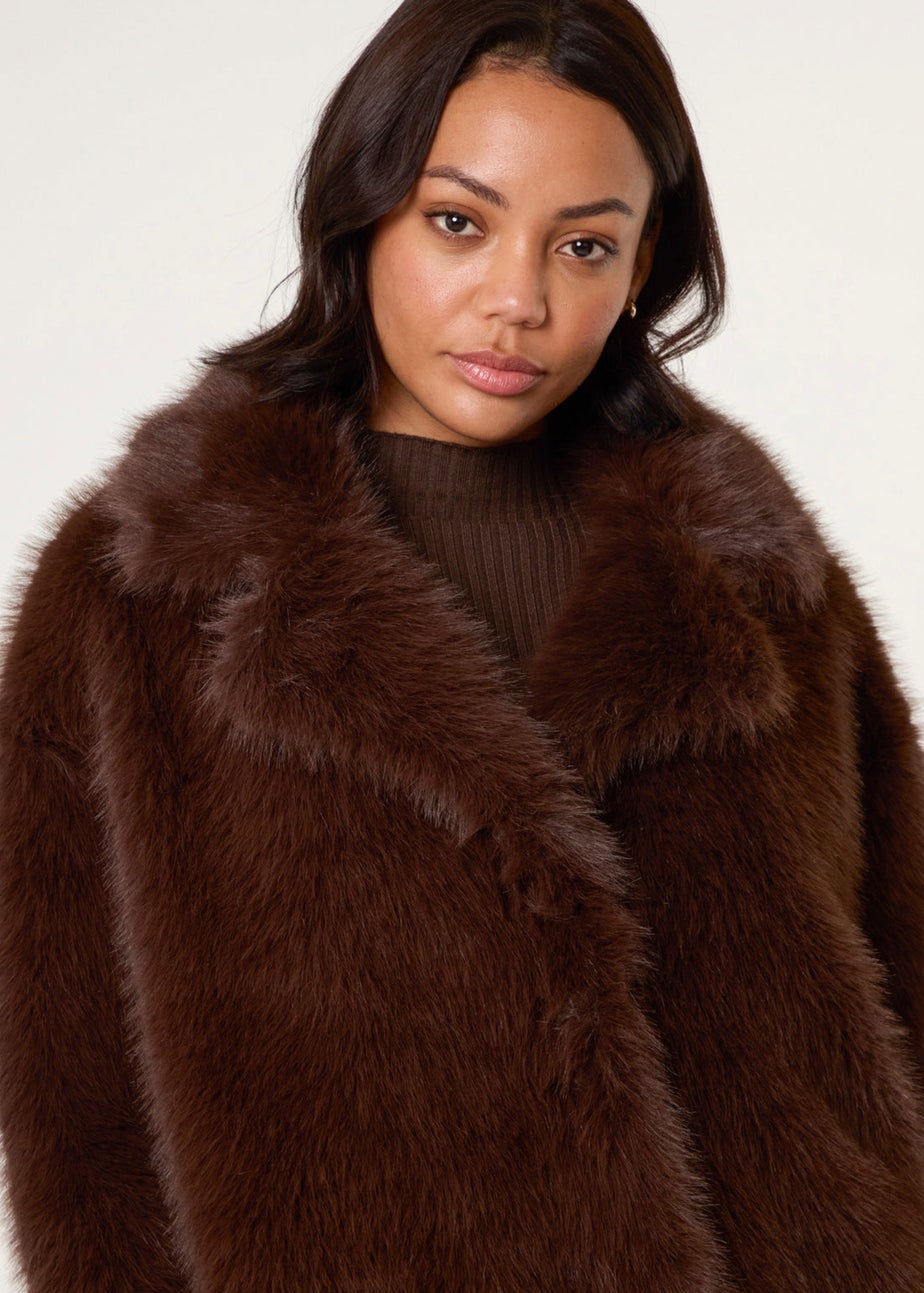 Blue Vanilla Brown Short Faux Fur Coat