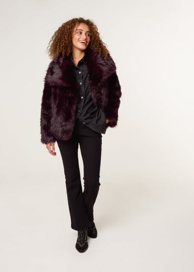 Blue Vanilla Red Short Faux Fur Coat