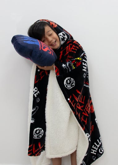 Stranger Things Demagorgon Black Fleece Poncho