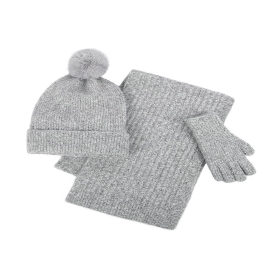 Totes Isotoner  Grey Hat Scarf & Glove Gift Set