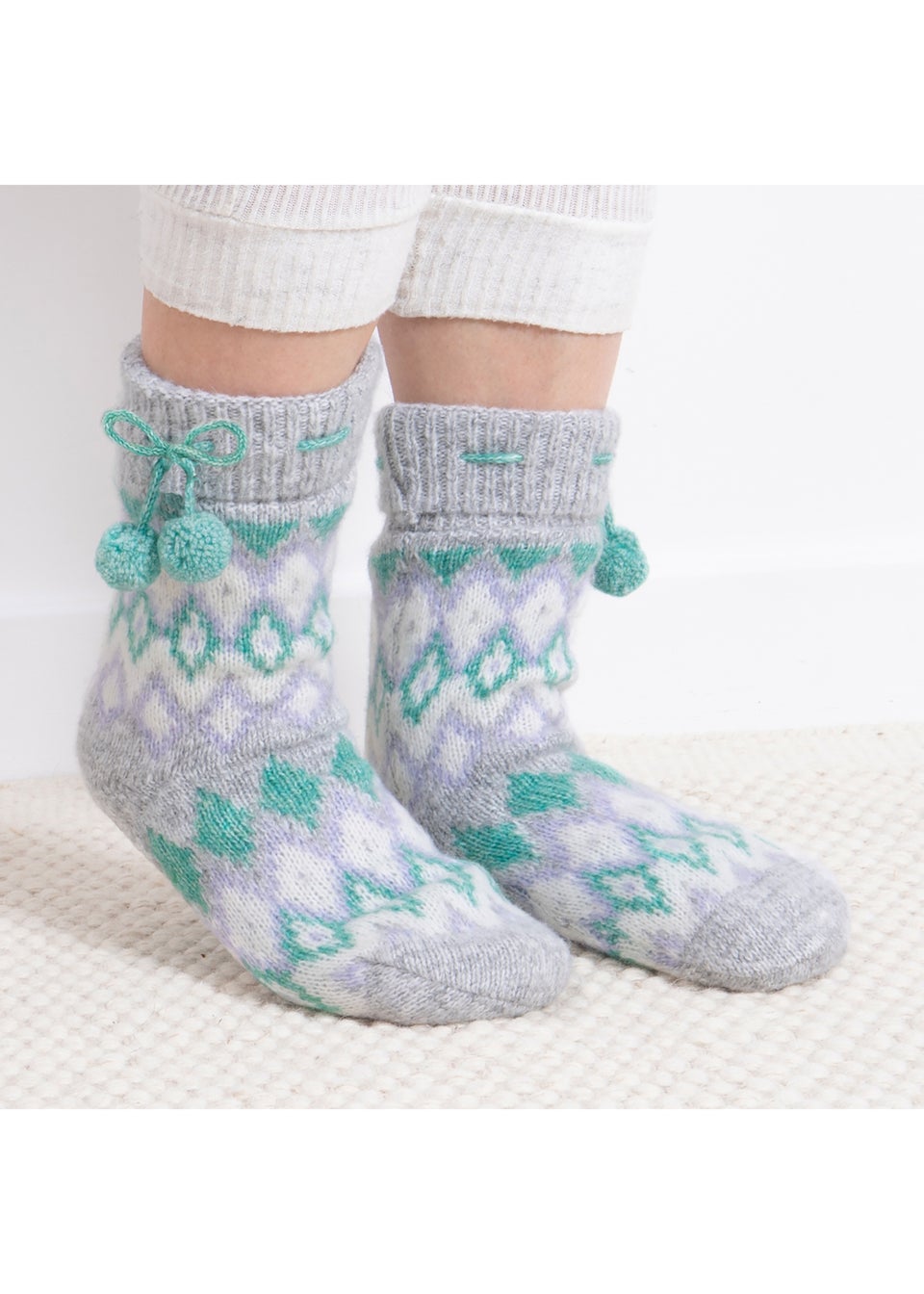 Totes Toasties Ladies Fair Isle Chenille Slipper Socks