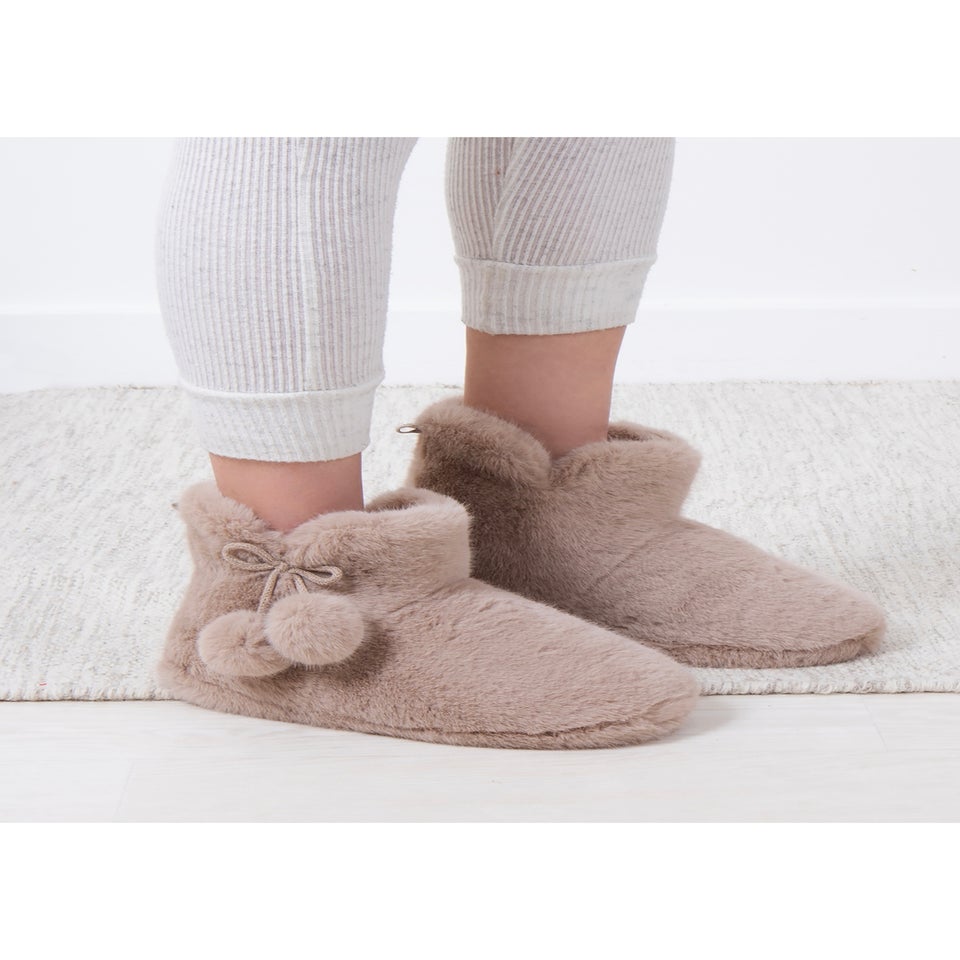 Totes Oat Ladies Faux Fur Boot Slippers