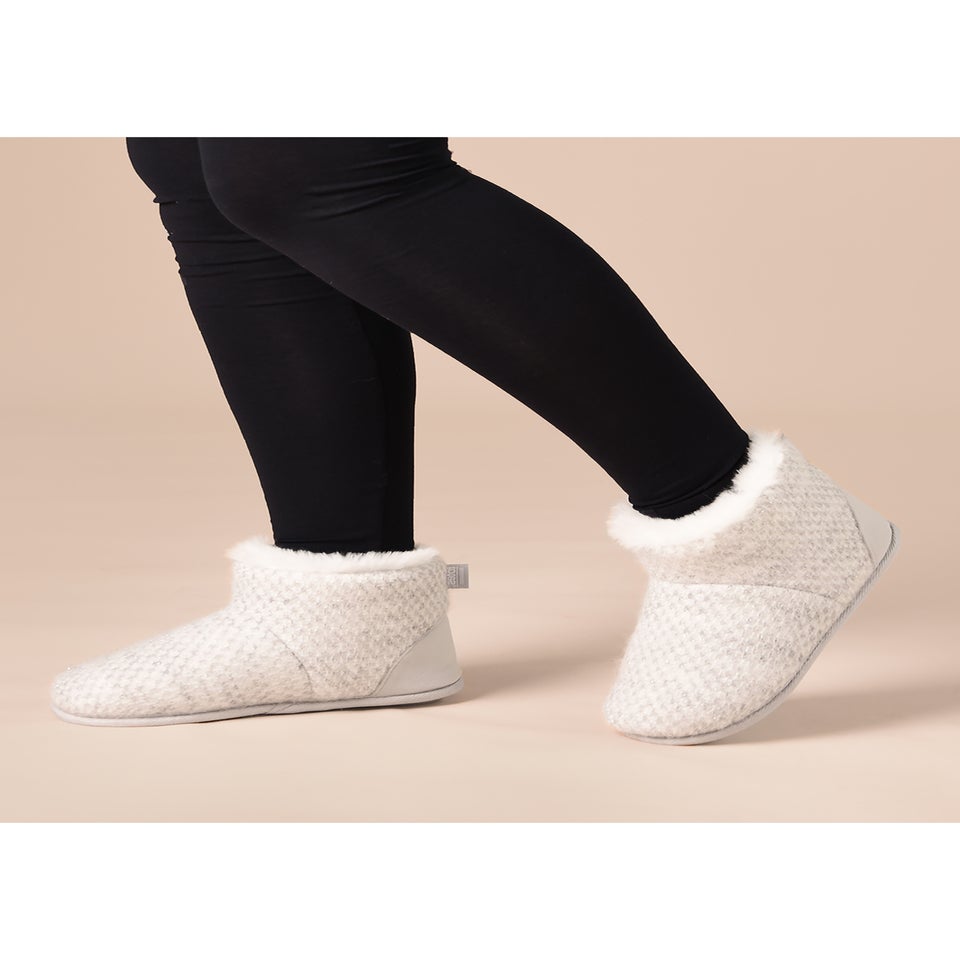 Totes Isotoner Grey Sparkle Knit Boot Slippers