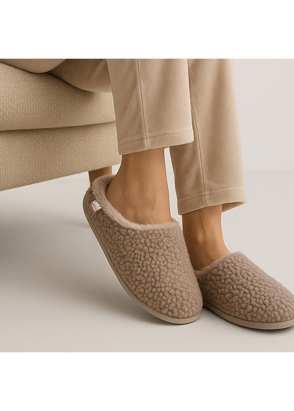 Totes Isotoner Mink Borg Swept Back Mule