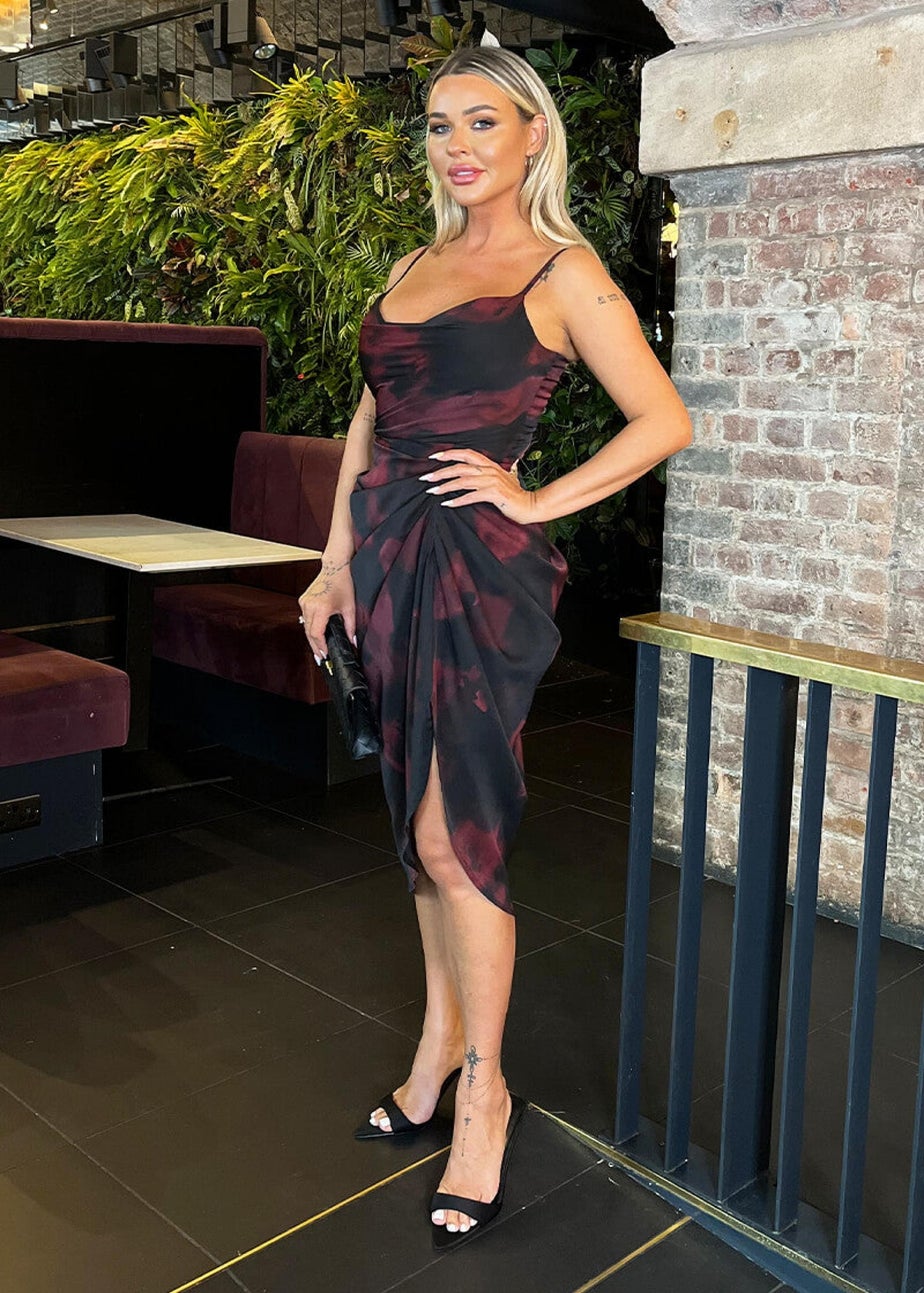 AX Paris Burgundy And Black Smudge Print Strappy Gathered Skirt Midi Dress