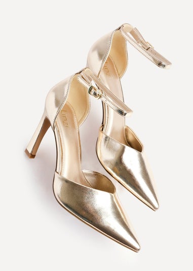 Linzi Moira Gold Faux Leather V Cut Court Heel