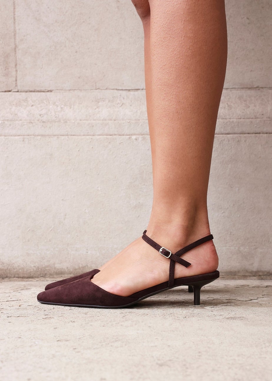 Linzi Vogue Brown Faux Suede Kitten Court Heel