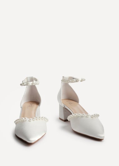 Linzi Swan Ivory Satin Bridal Low Block Court Heels