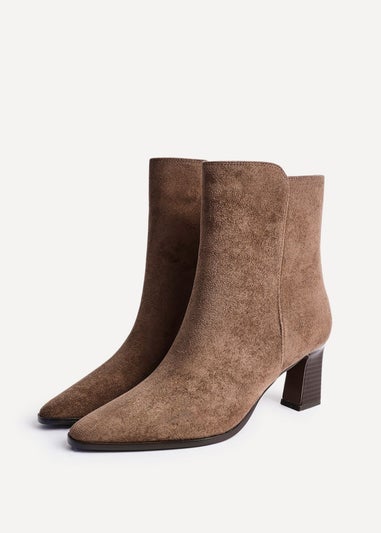 Linzi Thorn Brown Suede Stacked Block Heel Ankle Boot