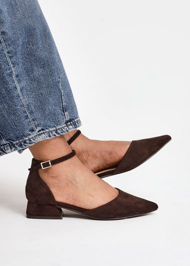 Linzi Dolly Wide Fit Brown Faux Suede Low Block Court Heel