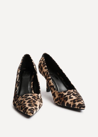 Linzi Aim Wide Fit Leopard Satin Classic Court Heel