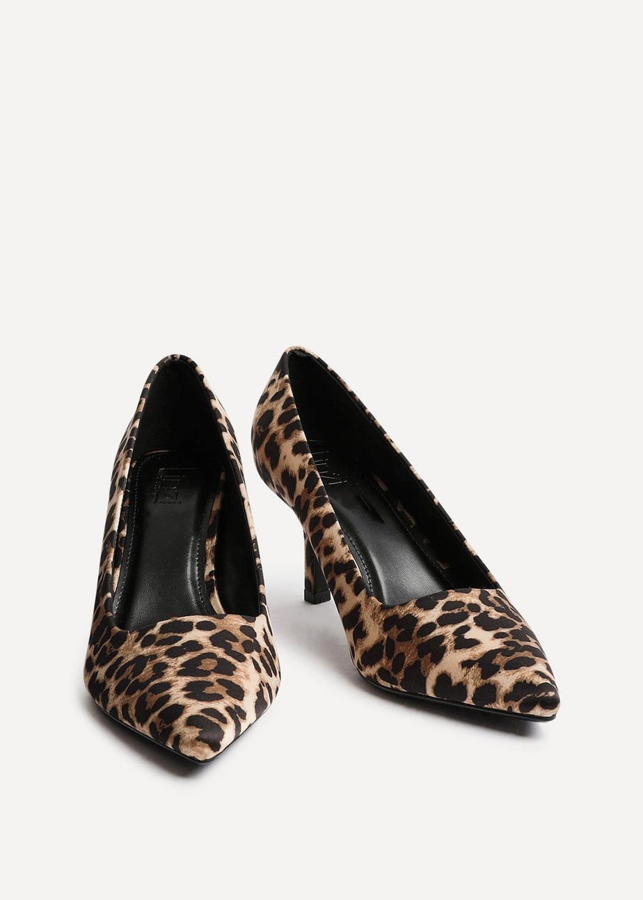 Linzi Aim Wide Fit Leopard Satin Classic Court Heel
