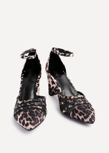 Linzi Tasha Leopard Print Scuba Block Court Heel