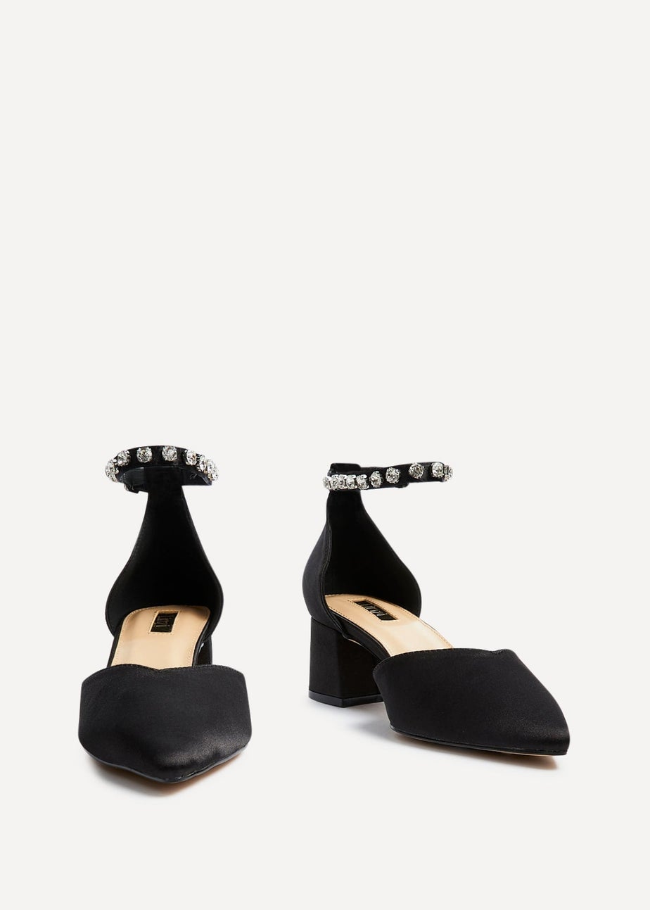 Linzi Fearne Black Satin Low Block Court Heel
