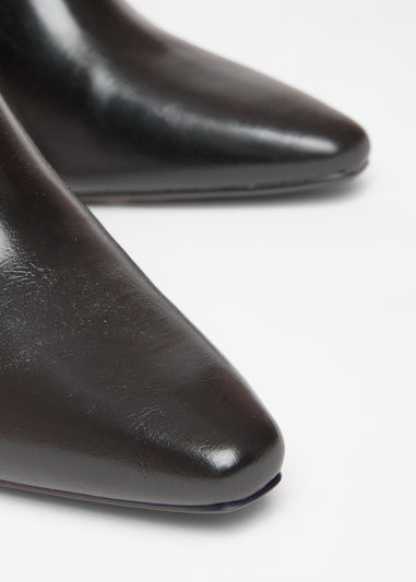 Quiz Black Flared Heel Ankle Boots