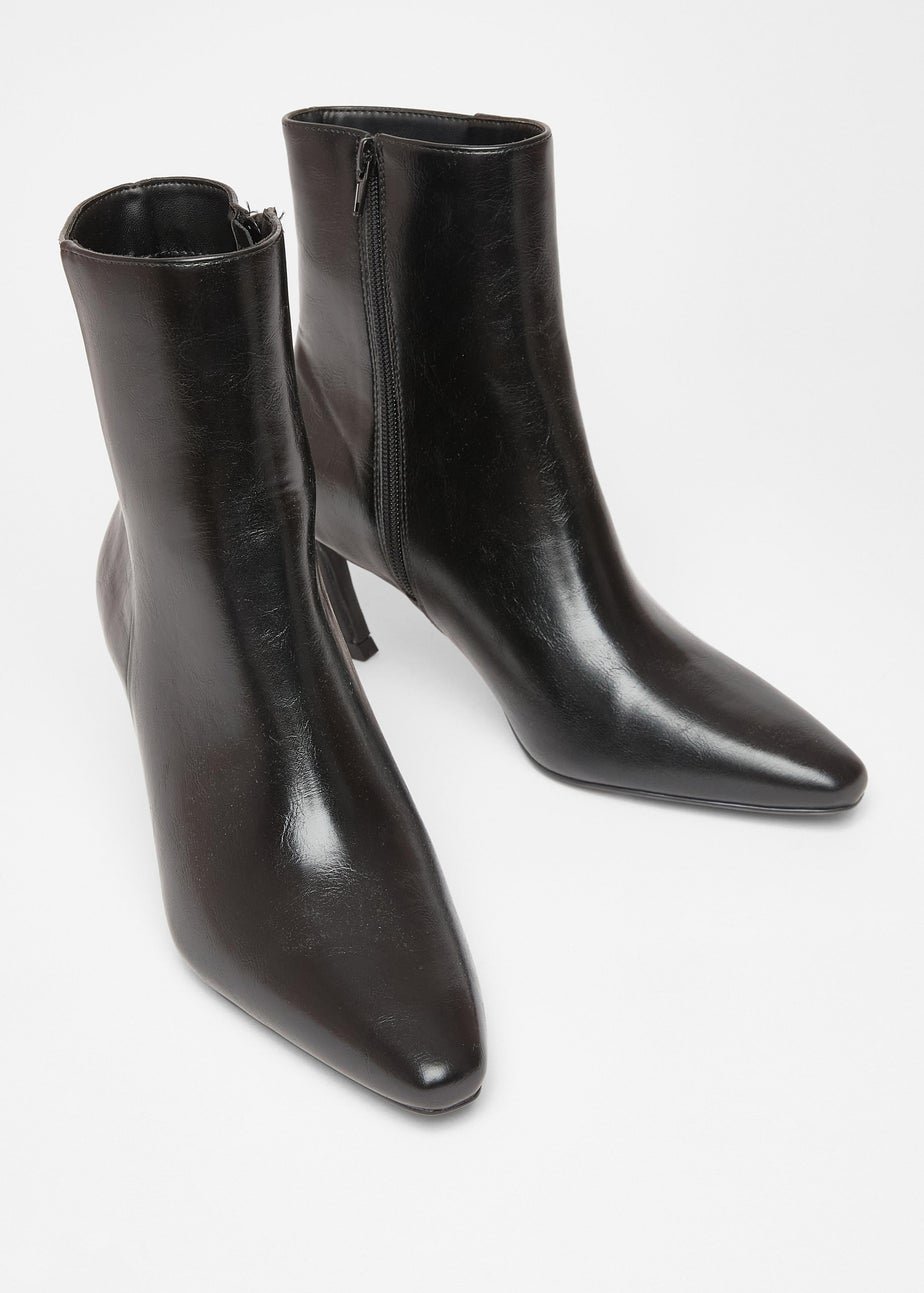 Quiz Black Flared Heel Ankle Boots