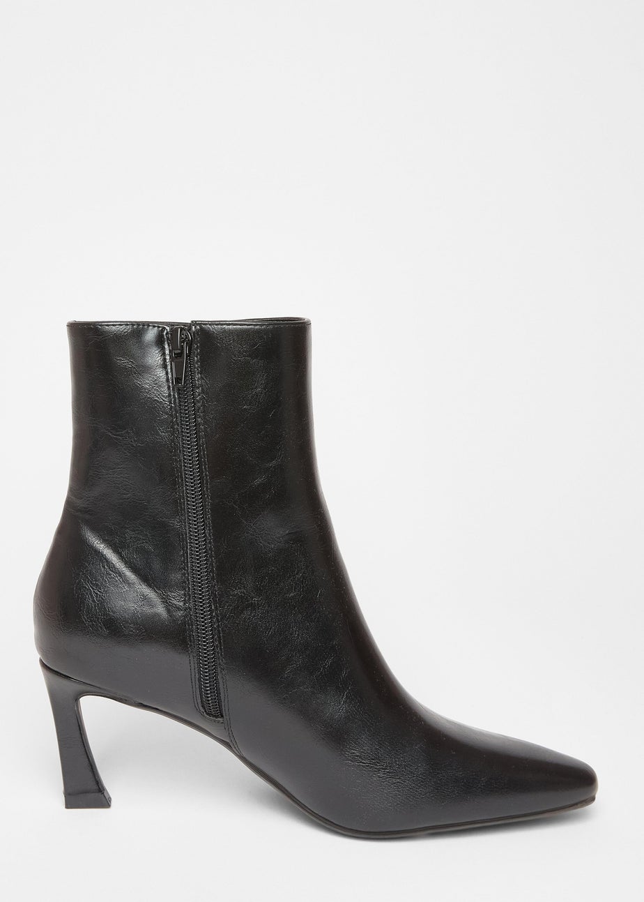 Quiz Black Flared Heel Ankle Boots