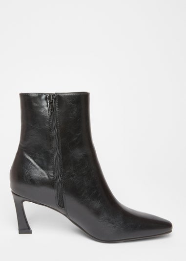 Quiz Black Flared Heel Ankle Boots