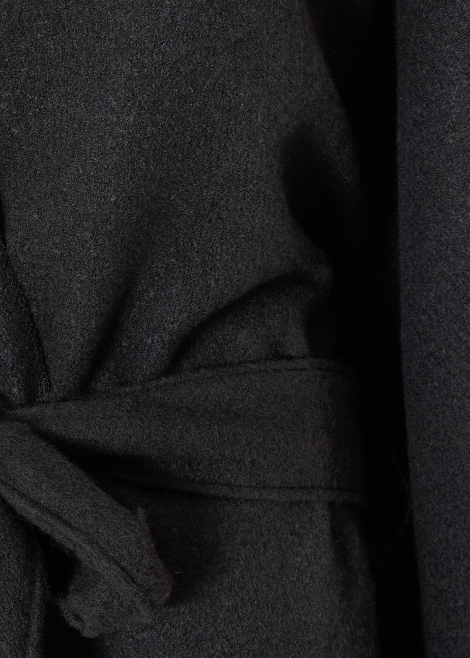 Quiz Black Tie Waist Cape