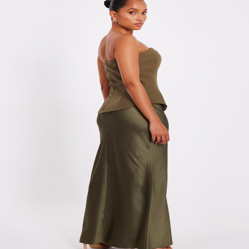 Quiz Green Petite Satin Hem Midaxi Dress