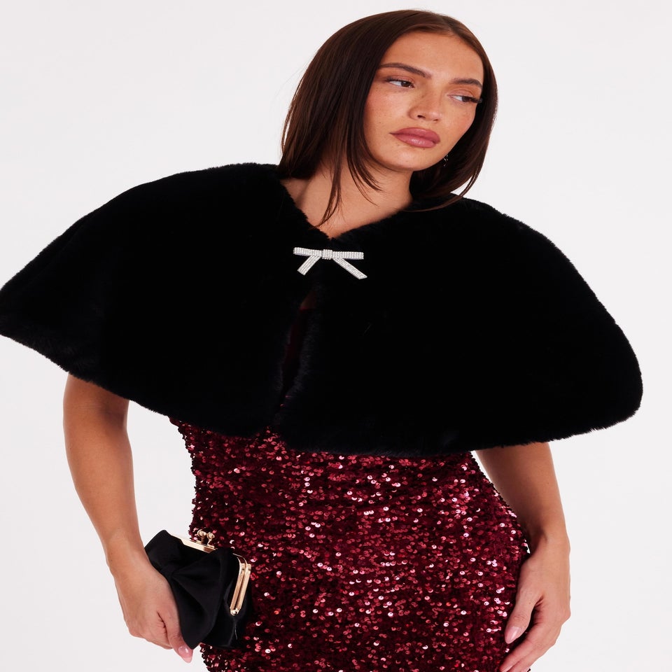 Quiz Black Bow Detail Faux Fur Wrap