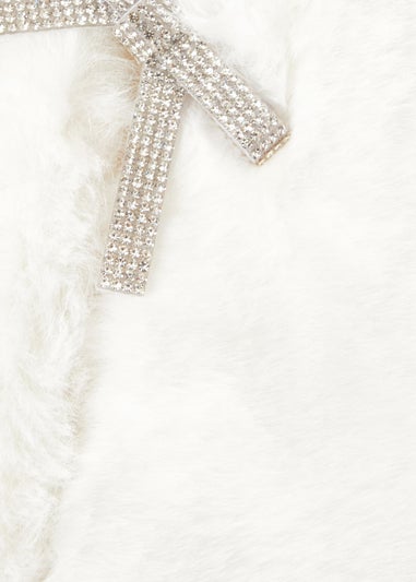Quiz White Bow Detail Faux Fur Wrap
