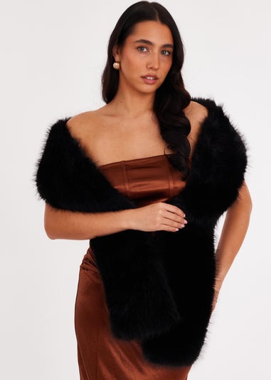 Quiz Black Faux Fur Scarf