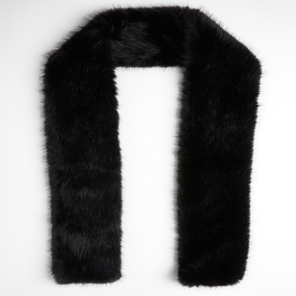 Quiz Black Faux Fur Scarf