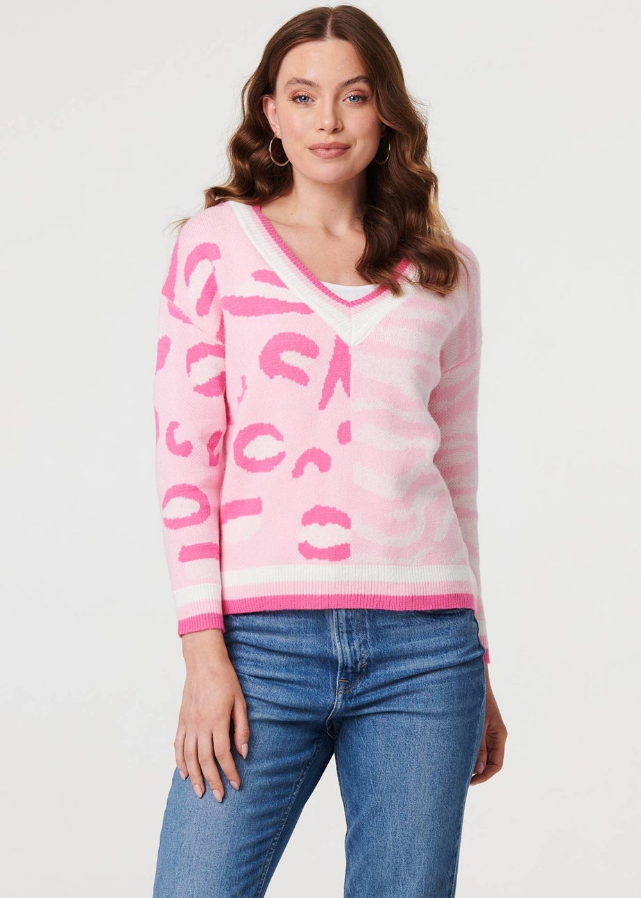 Izabel London Pink Animal Print Long Sleeve V-Neck Jumper