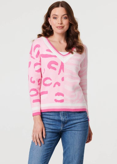 Izabel London Pink Animal Print Long Sleeve V-Neck Jumper