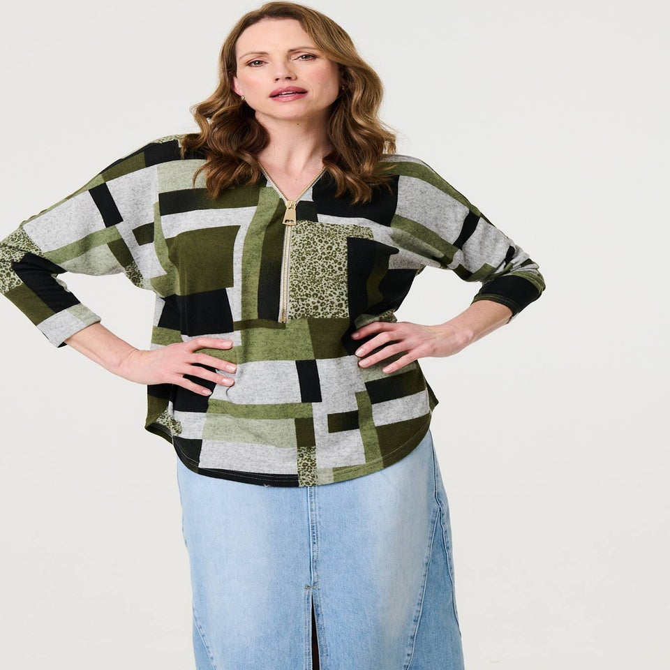 Izabel London Green Geo Print Zip V-Neck Curve Hem Top